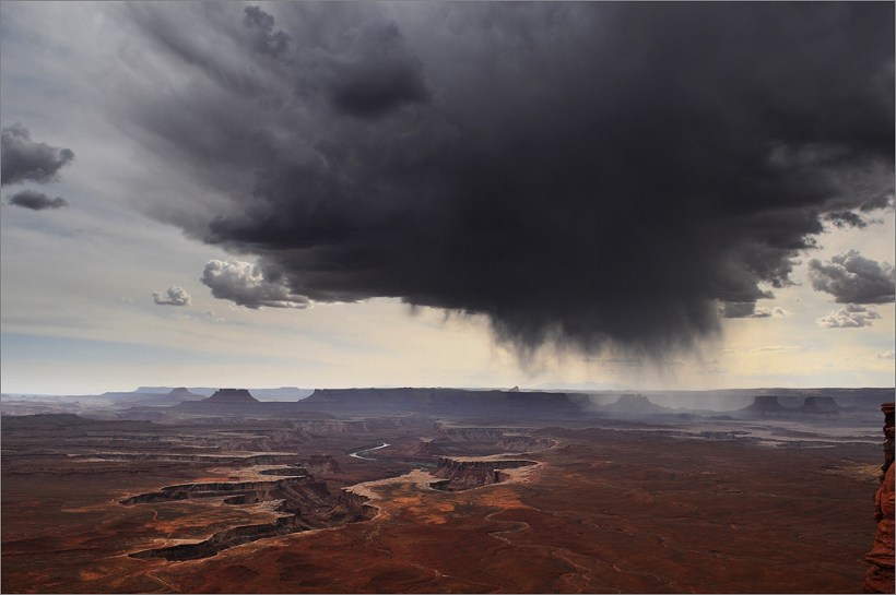 Fertige Monate aus drei Bildern