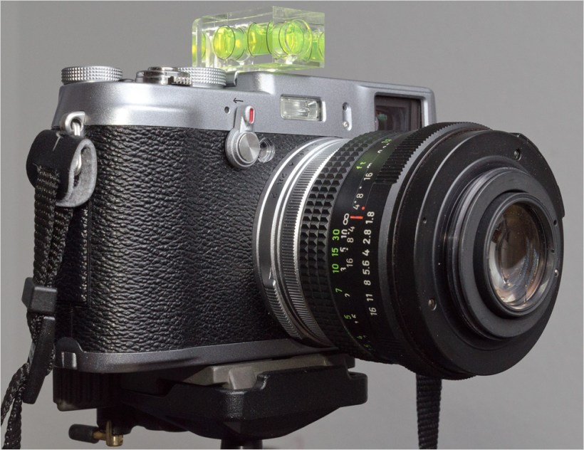 Fuji-Finepix-X100-Reversed-Lens