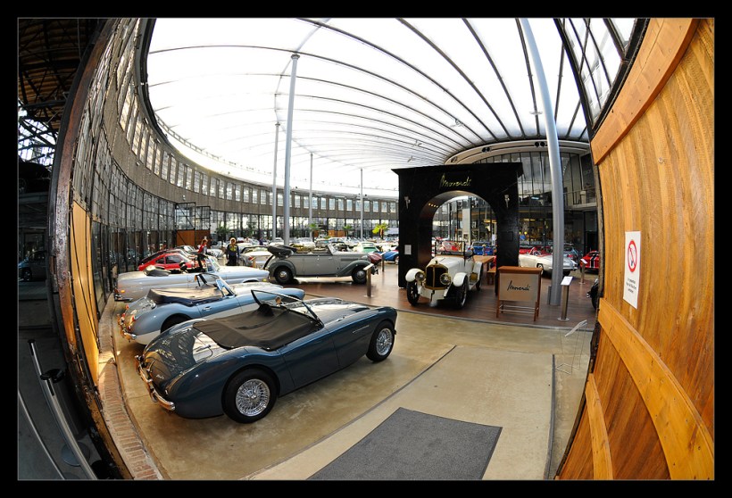 Meilenwerk Düsseldorf mit Nikon D300 und AF-D 2.8/10.5mm