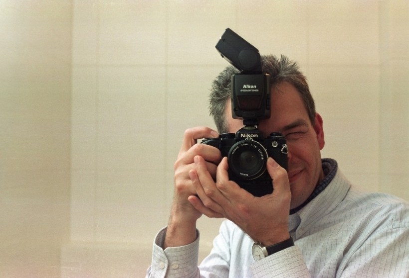 Nikon Fe mit Nikon SB-800 und Agfa Vista Color