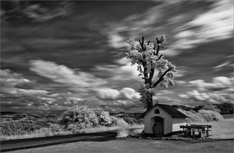 Testbild - Nikon D800E mit AF-S VR 4/16-35mm und HAMA IR-72