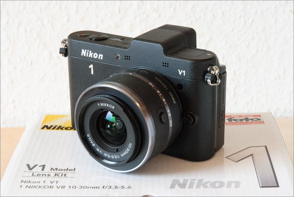 Nikon_1_V1_Nikon_D60