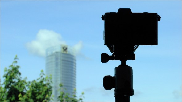 Nikon 1 V1 - Nikkor AF-S VR 18-200mm - FT-1 Adapter